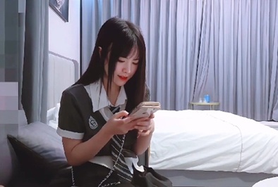 約個不太敬業的小妹，口活還不錯，從後入爽歪歪
