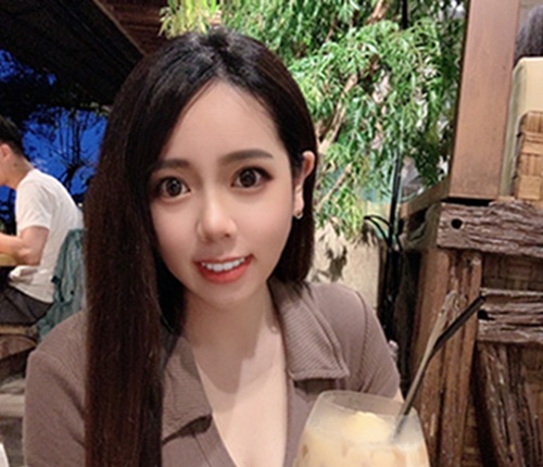 木瓜奶妹子