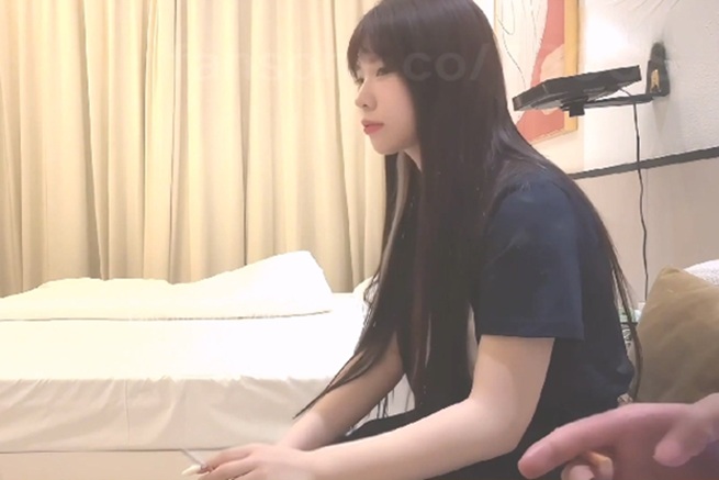 約啪E罩杯大波妹子+態度很好貼心大長腿妹子