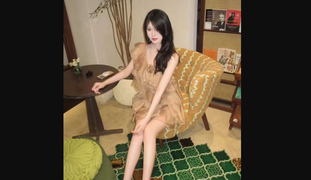 雲盤高質露臉泄密！高顏值反差女友露臉性愛自拍，如痴如醉吸舔肉棒，母狗屬性拉滿